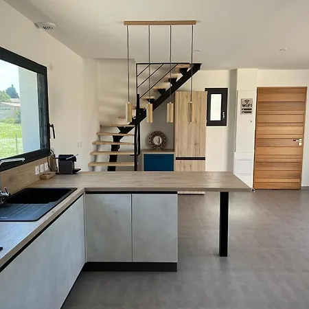 Cosy Lina Villa
