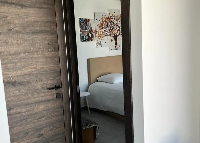 Cosy Lina * جالارجو له مونتو